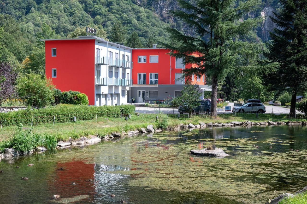 Motel Afia Cama ภายนอก รูปภาพ