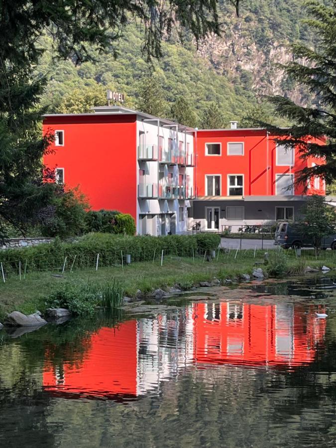 Motel Afia Cama ภายนอก รูปภาพ